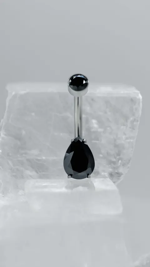 Tytanowy kolczyk do pępka 'crystal drop black'