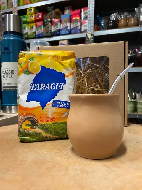 Zestaw startowy (prezentowy) Taragui Naranja z naczyniem i rurką