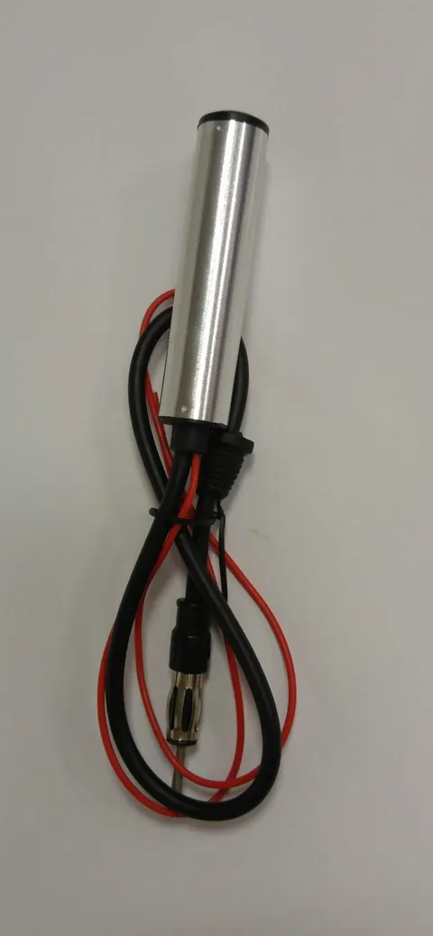 Wzmacniacz antenowy AM/FM 12V