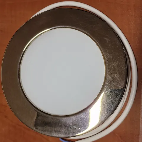 Lampa do kabiny 12-24V IP55 złota