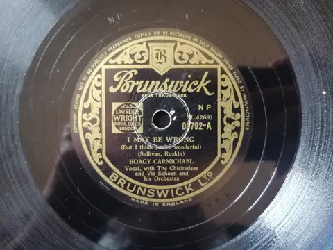Hoagy Carmichael: I May Be Wrong/Talking Is A Woman 3792 Brunswick