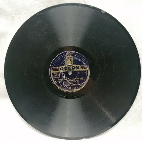 Eugen Wolff In deinen Augen / Leg eine Tangoplatte auf O31616 Odeon