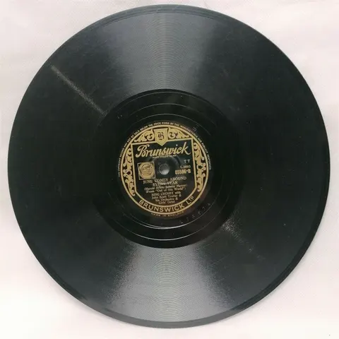 Bing Crosby Out of This World / June Comes Around Every Year 3596 Brunswick