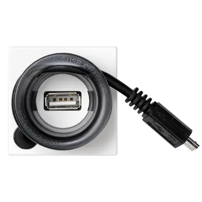 Ładowarka USB K45 USB-A + micro USB 5V DC 2A 45×45mm czysta biel K126A/9