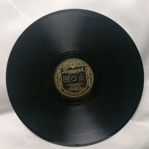 Bing Crosby: Oh Baby Mine I Get So Lonely/Young At Heart 5277 Brunswick