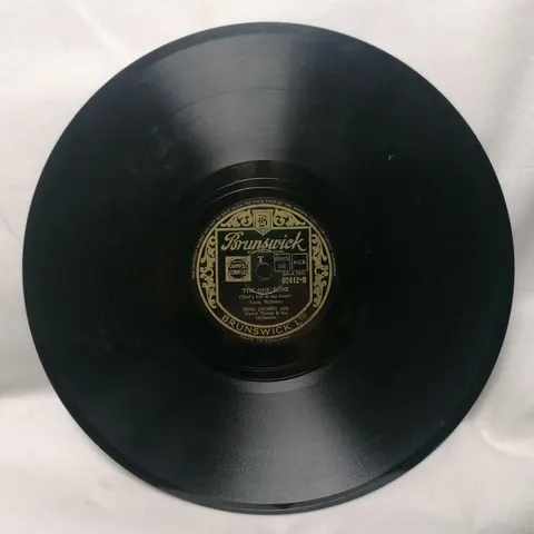 Bing Crosby Sweet Leilani /One Rose 2412 Brunswick
