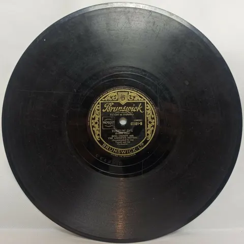 Bing Crosby, The Andrews Sisters: Yodelin' Jive/Ciribiribin 2881 Brunswick