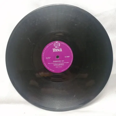 Lonnie Donegan Love Is/Cumberland Gap N15087 Nixa