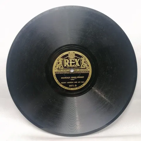 M. Andrew: Laughing/Charlie's Comic Cornet 8071 Rex