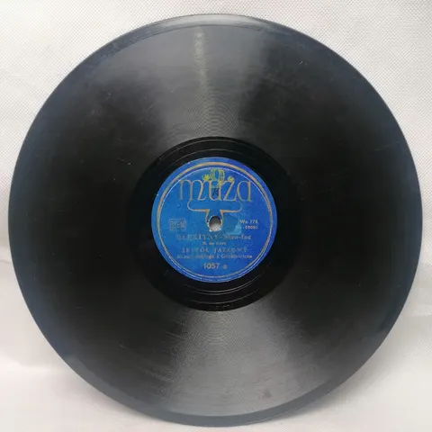 C-minor / Błękitny 1057b Muza