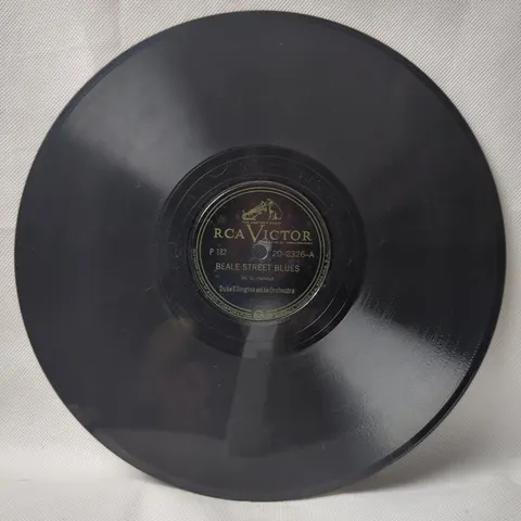 Duke Ellington His Orchestra: Beace Street Blues/transblucency 202326 Victor