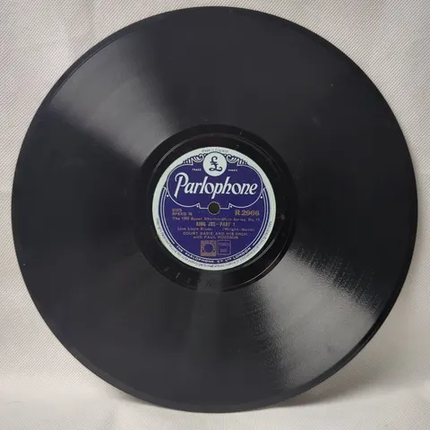 Count Basie & His Orch.: King Joe R2966 Parlophone