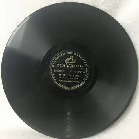 Herbie Fields And His Orchestra: Moon Nocturne/Cherokee 202054 Victor