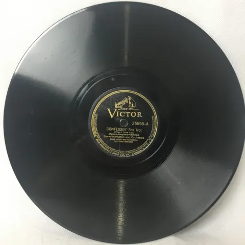 Lionel Hampton And Orchestra: Confessin'/Drum Stomp 25658 Victor