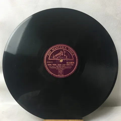Sid Phillips and his orchestra: Tzena, /Silver dollar BD6074 HMV