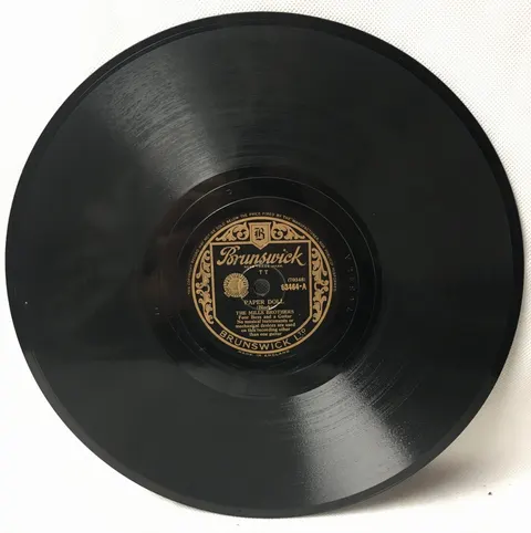 The Mills brothers: Paper Doll/I'll Be Around 3464 Brunswick