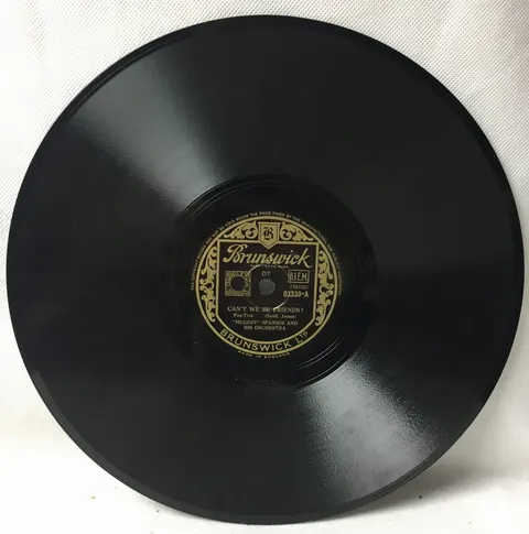 Muggsy Spanier And His Ragtime Band: Chicago/Can't We Be Friends? 3330 Brunswick