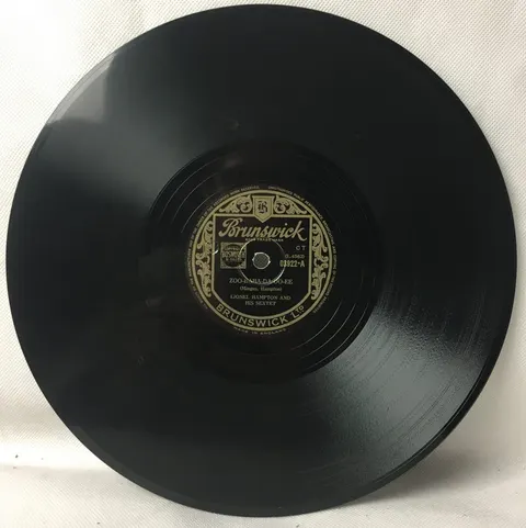 Lionel Hampton and His Sextet: Re-Bop's Turning Blue/Zoo-baba-Da-Oo-Ee 3922 Brunswick