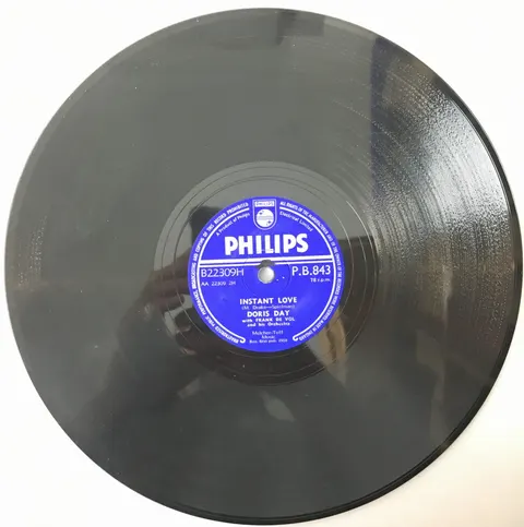 Doris Day Instant Love / Everybody Loves a lover PB843 Philips
