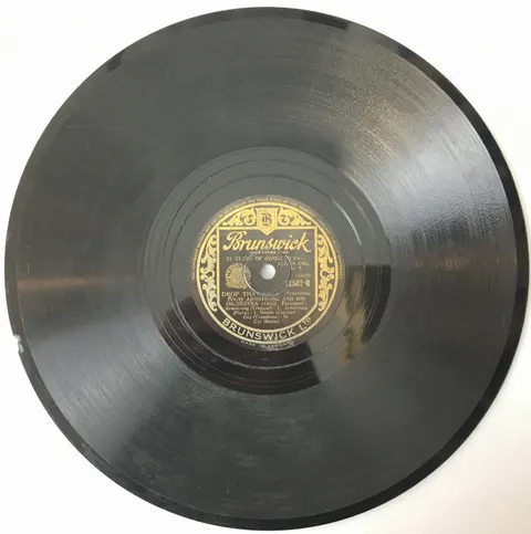 Louis Armstrong Drop that sack/ Jazz me blues 2502 Brunswick