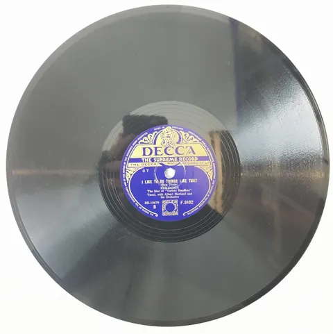 Reg Dixon Confidentially / I Like To Do Things Like That F9192 Decca