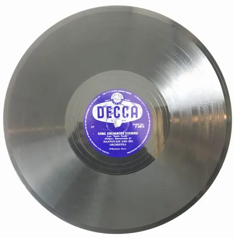 Mantovani Symphony / Some Enchanted Evening F9914 Decca