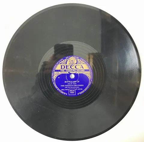 The Johnston Brothers April In Portugal / Bottle Me Up F10124 Decca