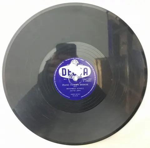 Winifred Atwell Piano Tuner's Boogie / The Poor People of Paris F10681 Decca