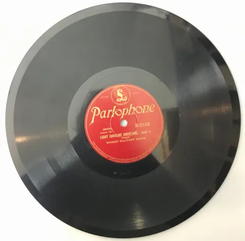 Massed Military Bands Light Cavalry / Overture Part 1, 2 E6132 Parlophone