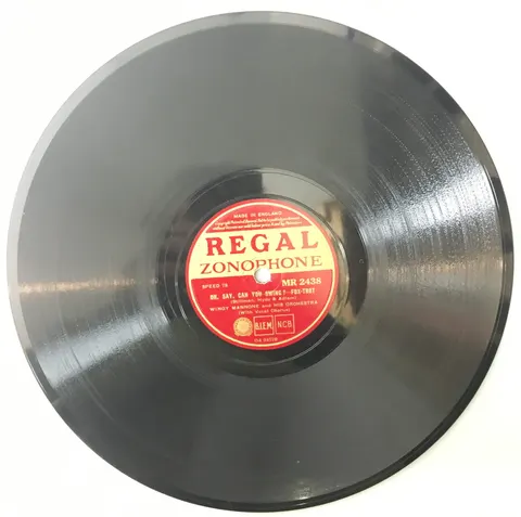 Wingy Mannone Formal Night in Harlem / Oh, Say, Can You Swing? MR2438 Regal Zonophone