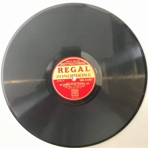Joe Loss And That Started It / The Washing On The Siegfried Line MR3139 Regal Zonophone
