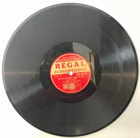 Joe Loss You Can't Stop Me From Dreaming / That Old Feeling MR2610 Regal Zonophone