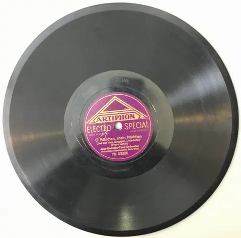 Jazz-Sinfonie-Tanz-Orch. Elsasser Kind / O Madchen, Mein Madchen 3287 Artiphon Record
