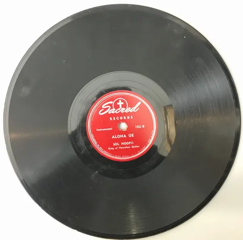 Sol Hoopii Paradise Isle / Aloha Oe 162 Sacred Records