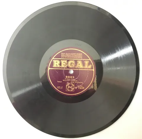 William Thomas Thora / Roses G7206 Regal