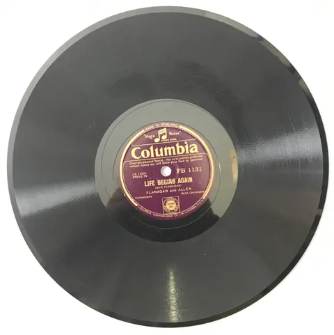 Flanagan & Allen Where The Arches Used To Be / Life Begins Again FB1131 Columbia