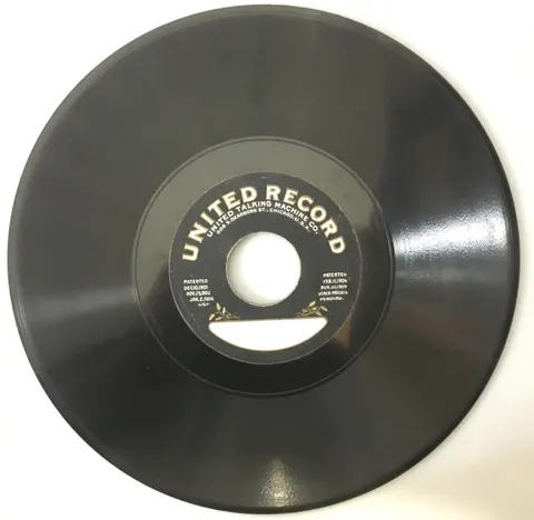 Orchestra Madcap Duchess / Love Ia a Story A1459 United Record