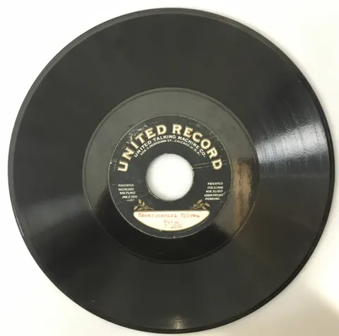 Vocal Skowroneczek Spiewa / Piesn Wojenna E1035 United Record