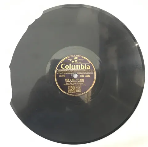 Ruby Murray Heartbeat / He's a Pal Of Mine DB3542 Columbia