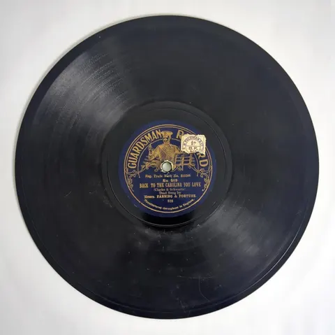 B. Carlisle / S. Holland I Was a Good Little Girl 'Till I Met You / Back To The Carolina You Love No519 Guardsman Record
