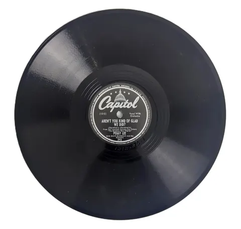 Peggy Lee Aren't You Kind of Glad We Did / It's All Over Now 292 Capitol