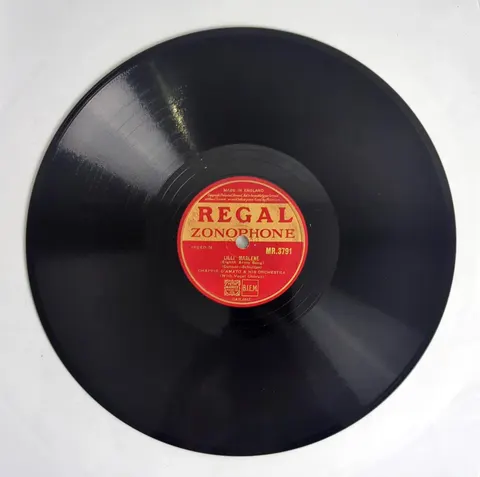 Chappie D'Amato & his Orchestra Hong Kong Blues / Lilli' Marlene MR3791 Regal Zonophone