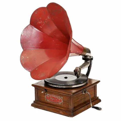 Gramofon z tubą Standard Talking Machine Model A 1905 rok
