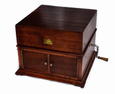 Pathe model 945 - patefon z lat 20tych do płyt firmy Pathe