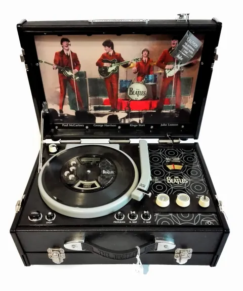 The Beatles Collection CD i radio w walizce
