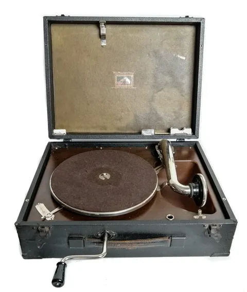 Walizka gramofon HMV model 99