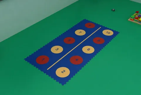 Podłoga dydaktyczna Jump & Numbers - 240 x 120 cm