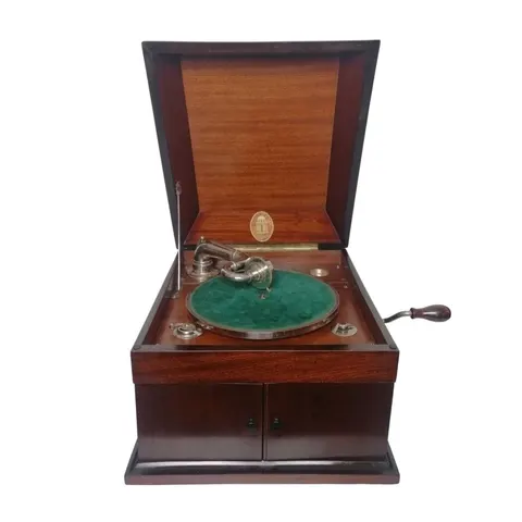 Gramofon biurkowy na korbę ODEON ok 1930