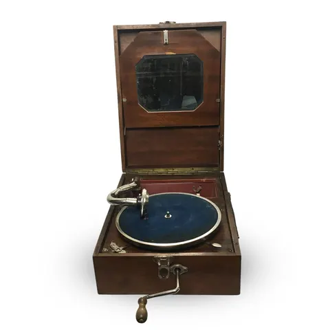 Gramofon drewniany z lustrem w walizce