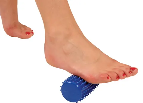 Wałek sensoryczny Mambo Max Massage Roll niebieski 16 x 5 cm